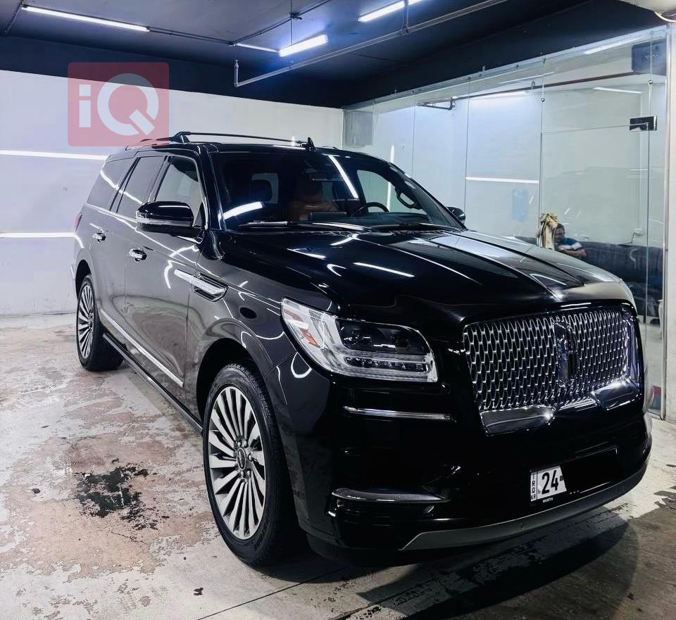 Lincoln Navigator